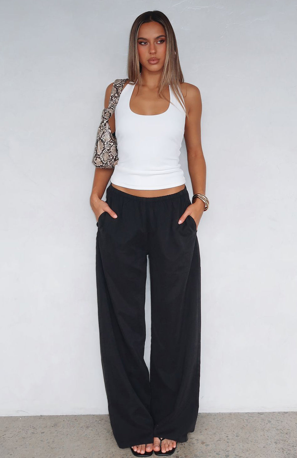 Take A Stance Pants Black